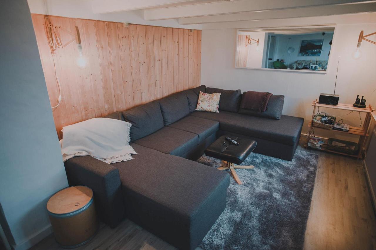 Mithvagur Turf House Cottage - Near Airport מראה חיצוני תמונה