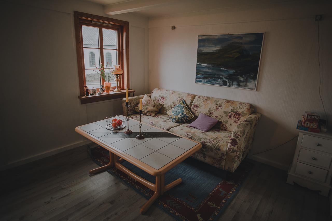 Mithvagur Turf House Cottage - Near Airport מראה חיצוני תמונה
